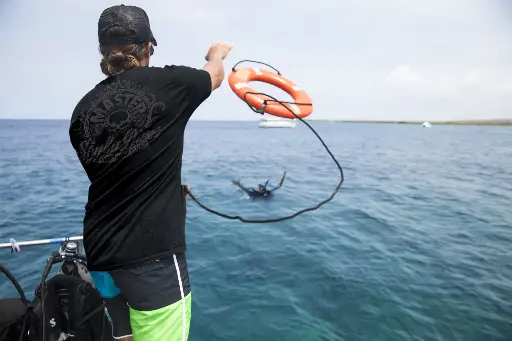 [105] PADI Rescue Diver